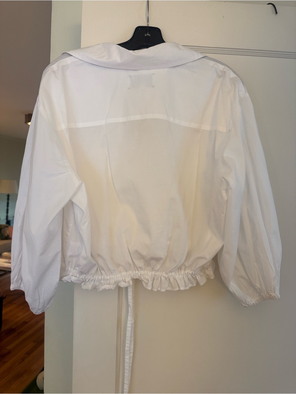 Cara Cara Hutton White Button-Front Drawstring Crop Shirt - Picture 4 of 4